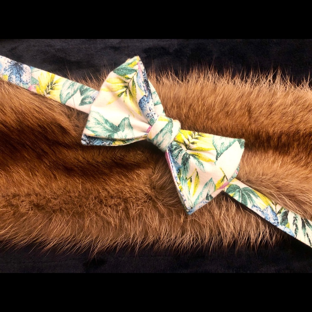 Tommy Hilfiger Floral Self-tied Bow Tie